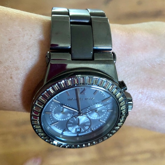 *Sold on Facebook* Michael Kors Gunmetal - Picture 5 of 8